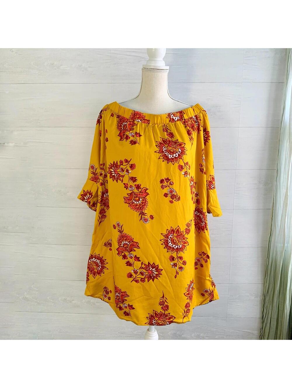 NWT Old Navy - Golden yellow floral off shoulder shift dress, L